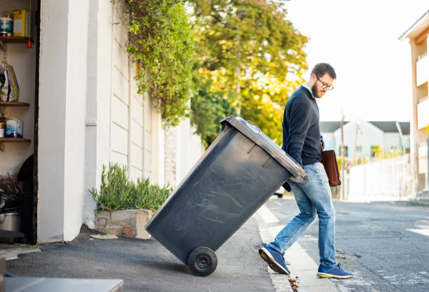 Best Commercial Cleanout Services  in Fenton, MI